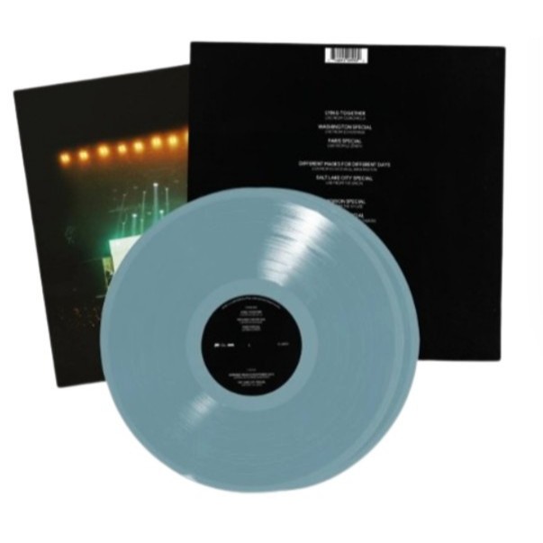 FKJ ( น้ํากีวีฝรั่งเศส ) - 22-23 อาชีพสด ( Baby Blue Vinyl / LP )