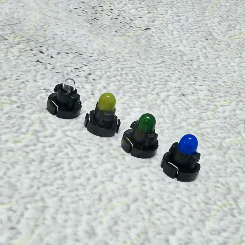 JAPAN TOSHIBA 12V T3 METER BULB , DASHBOARD BULB , GEAR BULB FOT TOYOTA ,PERODUA ,HONDA ,NISSAN & ET