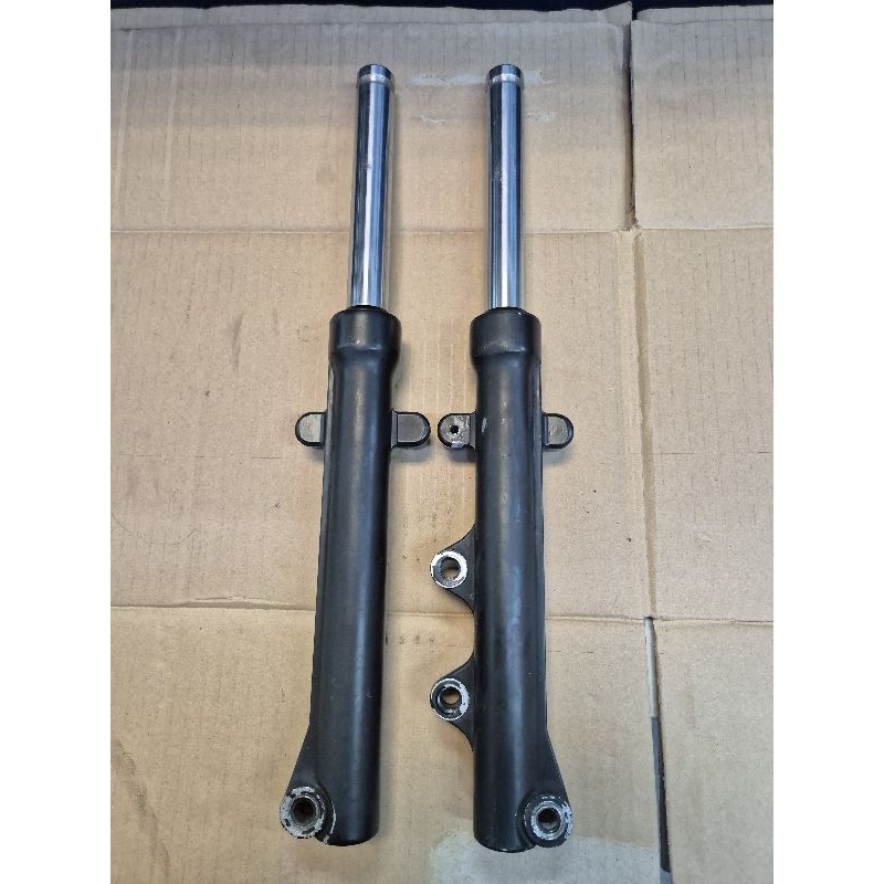 100% TAIKOM มือสอง Yamaha Y15ZR V2 YSUKU V2 ชุดส้อมหน้า TAIKOM