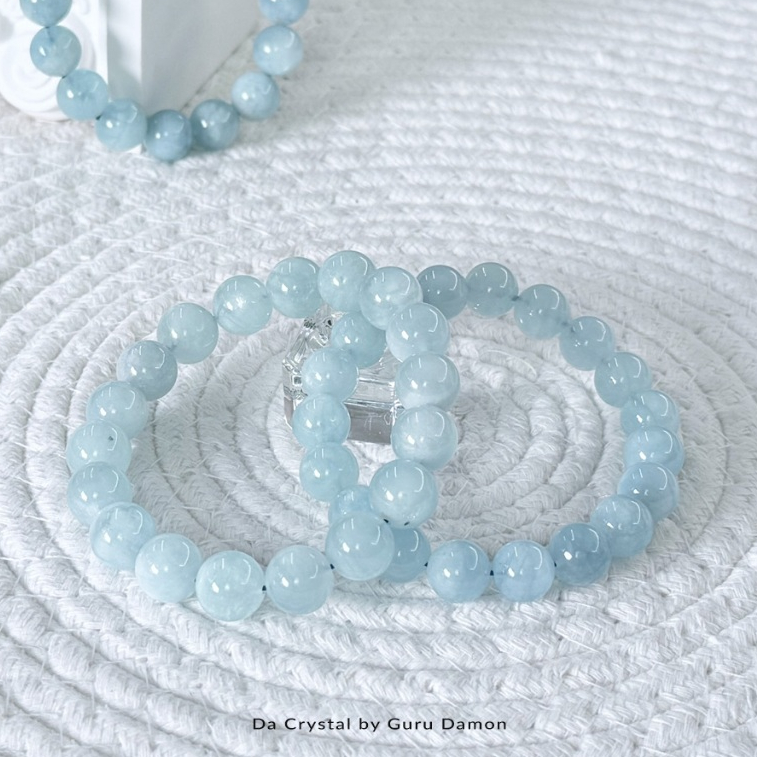 DA CRYSTAL Sky Aquamarine Crystal Bracelet สร้อยข้อมือคริสตัลธรรมชาติ