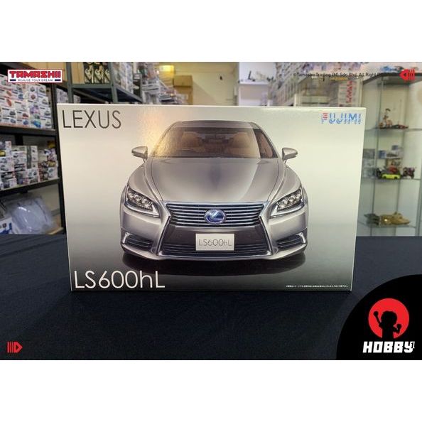 Fujimi Lexus LS600hL 2013 (สเกล 1/24)