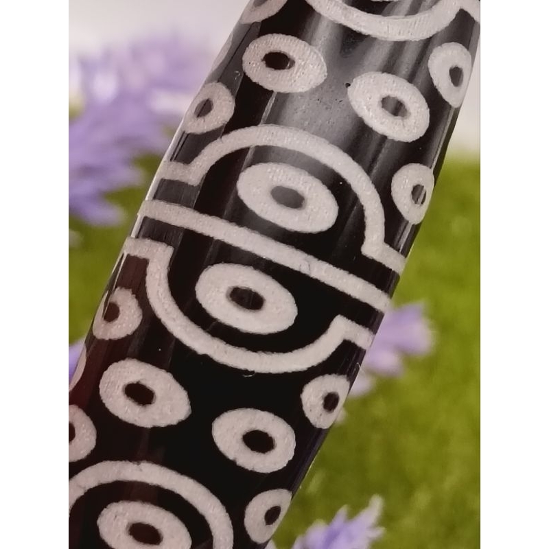 39.3 มม.x 13.5 มม.สามสิบหก Eye Dzi ลูกปัดสัญลักษณ์หกป้องกัน Great Wisdom Growth ไม่จําเป็นต้องลบอาชี