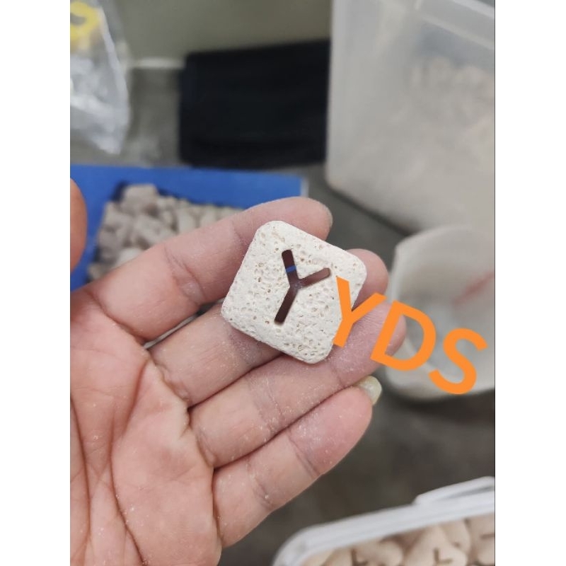 YI FANG YYDS สินค้าใหม่ AQUARIUM MEDIA 500G ฟรีกระเป๋า