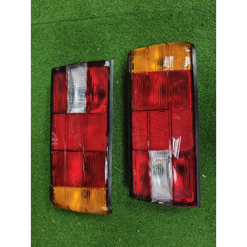 BMW E30 3 SERIES M40 SEDAN COUPE 4 2 ประตู FACELIFT REAR TAIL LAMP