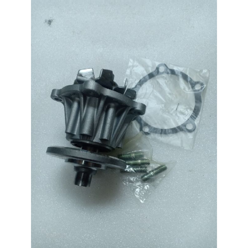 TOYOTA VIGO,PRADO, KDJ90,KDN185, ปั้มน้ํา(GWT-116AH/GWT-150) 1 ชิ้น