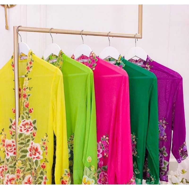 Kebaya Nyonya Sulam Melaka SIZE S (ไม่มีปุ่ม)