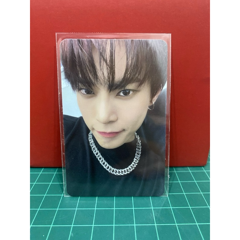การ์ดอัลบั้ม NCT 2021 Doyoung Universe