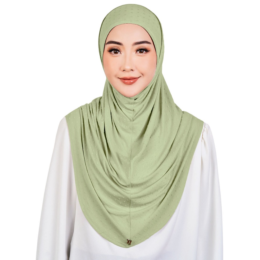 Naelofar EasyOn Sophia 三维 ทันที