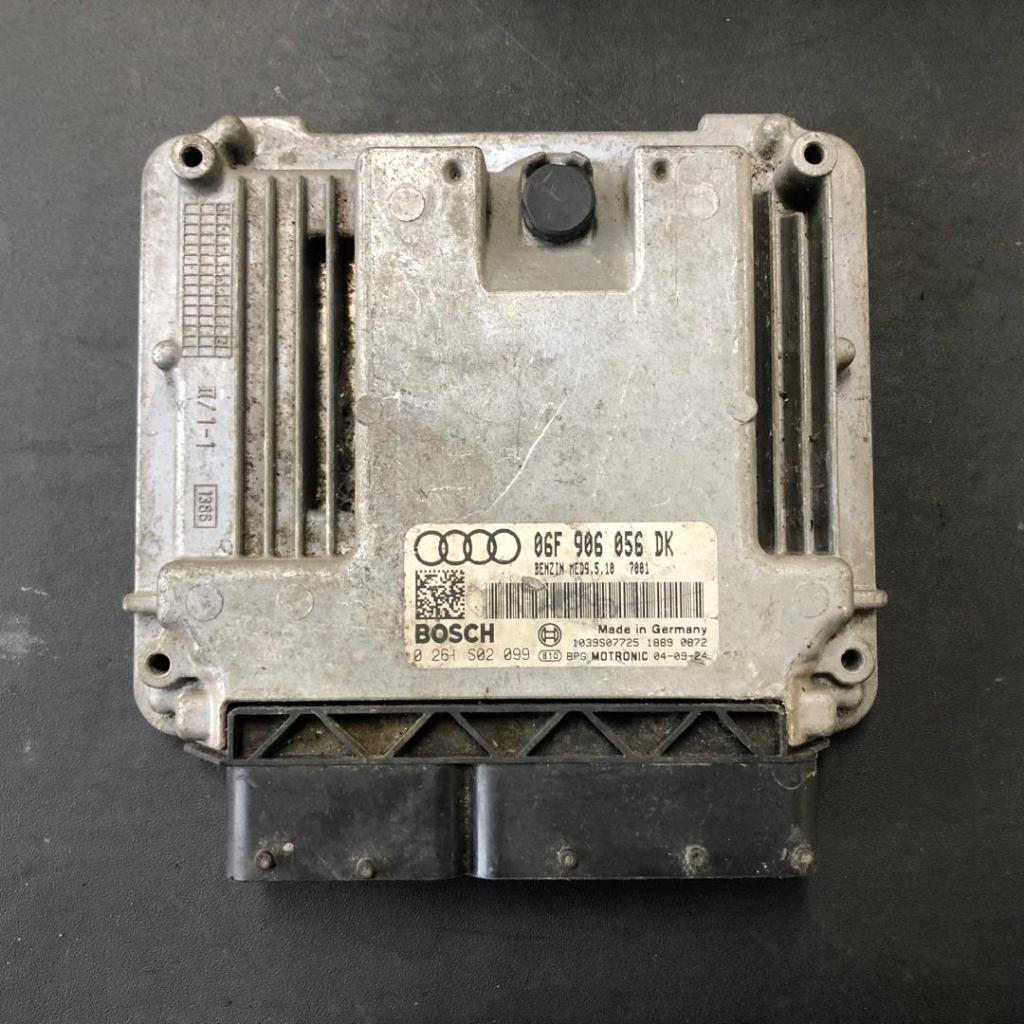 AUDI A3 BLX หน่วยควบคุมเครื่องยนต์ ECU 06F-906-056-DK ใช้