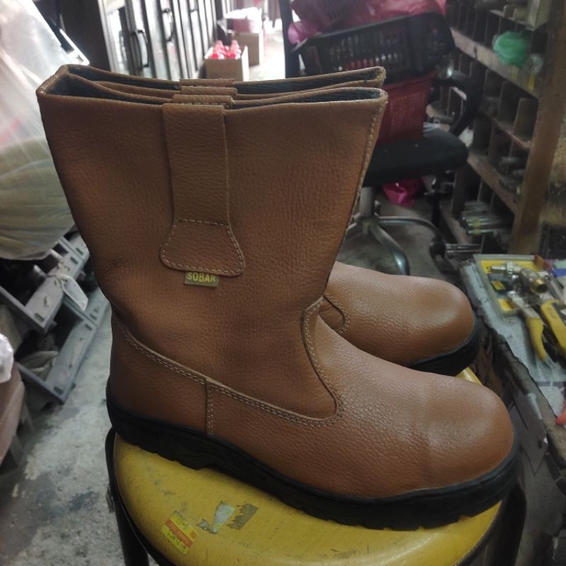 รองเท้านิรภัยสีน้ําตาล (Jenama SOBAR) (Size: 8/42)