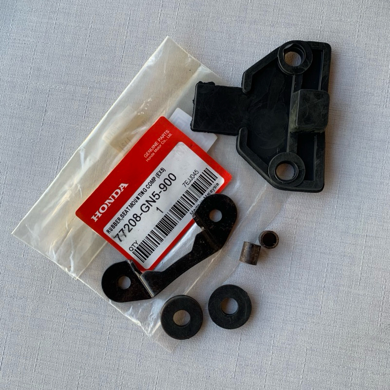 HONDA EX5 EX5-D GETAH TAPAK ที่นั่งยาง MOUNTING 77209-GN5-900