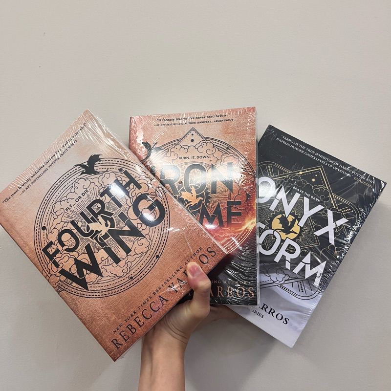 ENGKL Fourth Wing& Iron Flame& Onyx Storm Novel โดย Rebecca Yarros