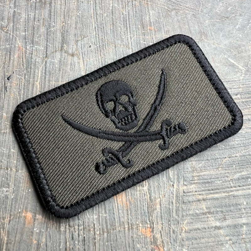 CALICO JACK JOLLY ROGER NAVY PIRATE FLAG SKULL SWORDS