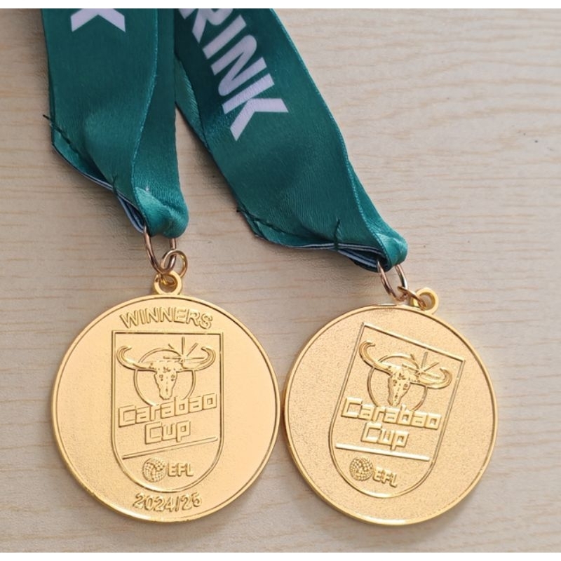 EFL Carabao Cup 2024/25 Winner เหรียญทองปราสาทใหม่