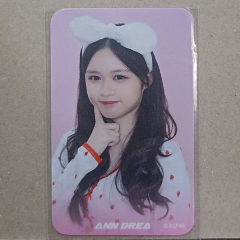 Klp48 พีซีอย่างเป็นทางการ PHOTOCARD ANN DREA CF COMIC FIESTA 2024
