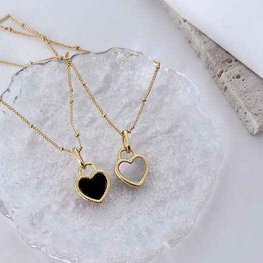 BG05 สร้อยคอรูปหัวใจแบบพลิกกลับได้พร้อมความยาว 15K Gold Platted ปรับได้ 5 ซม.