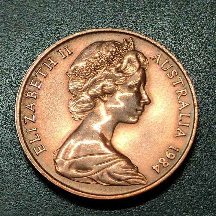 QE II Filled Lizard 2 Cent 1984