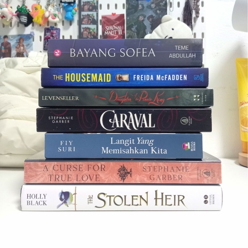 PRELOVED ENGLISH & MALAY NOVELS