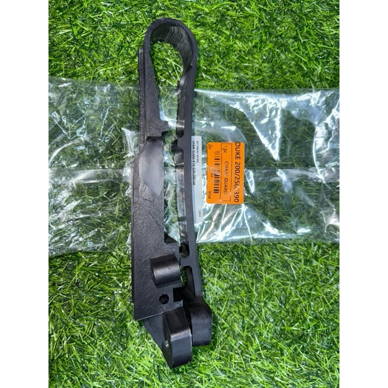 Ktm DUKE200 / DUKE390 SEAL GUARD ARM 0 แขนยาง GETAH CHAIN GUARD DUKE 200 300 DUKE-200 DUKE-300 KTM