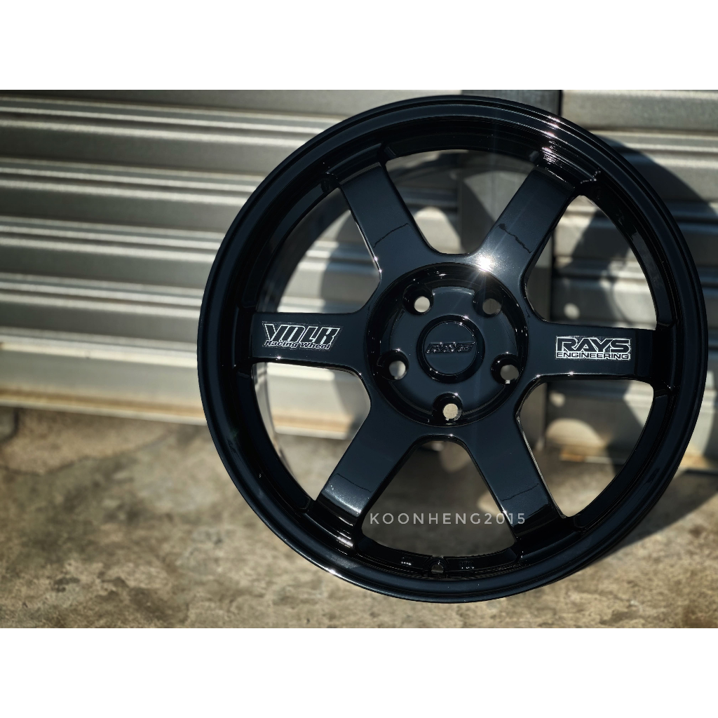รถใหม่ Sport Rim RAYS TE37 ล้อ 17x8J 5x113 ET38 สีดําเงา -
