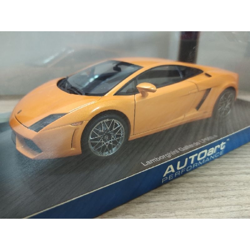 Autoart Lamborghini Gallardo LP560-4 1/18 พร้อมกล่อง