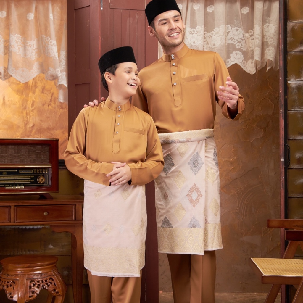 BAJU MELAYU CARKAK MUANG GOLDEN BROWN - ลิปสติกผิวมุกเกาหลี