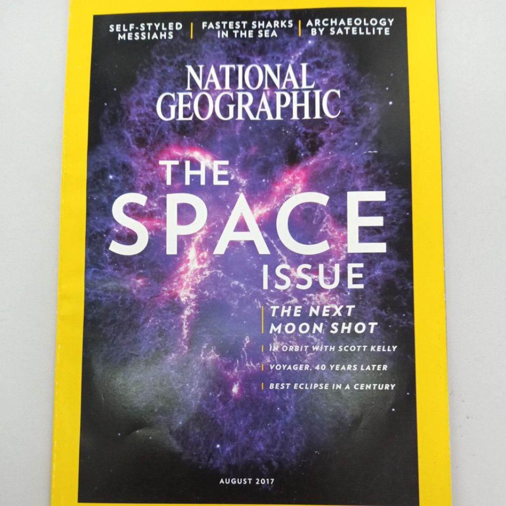 หนังสือมือสอง ภูมิศาสตร์แห่งชาติ 4 ฉบับอวกาศ august 2017