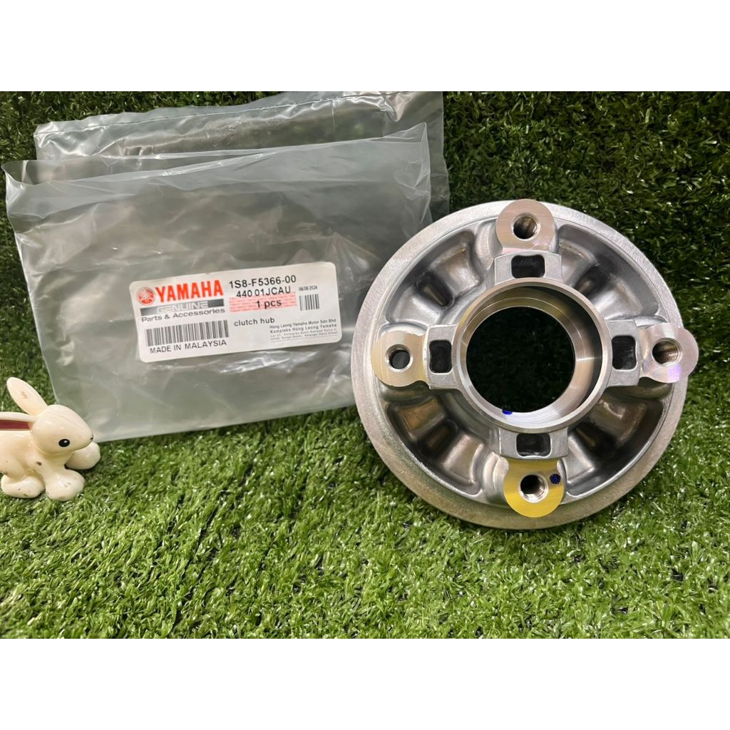 YAMAHA LC135 V1-V8 HUB SPROCKET/CLUTCH HUB YAMAHA HONG LEONG - 1S8-F5366-00