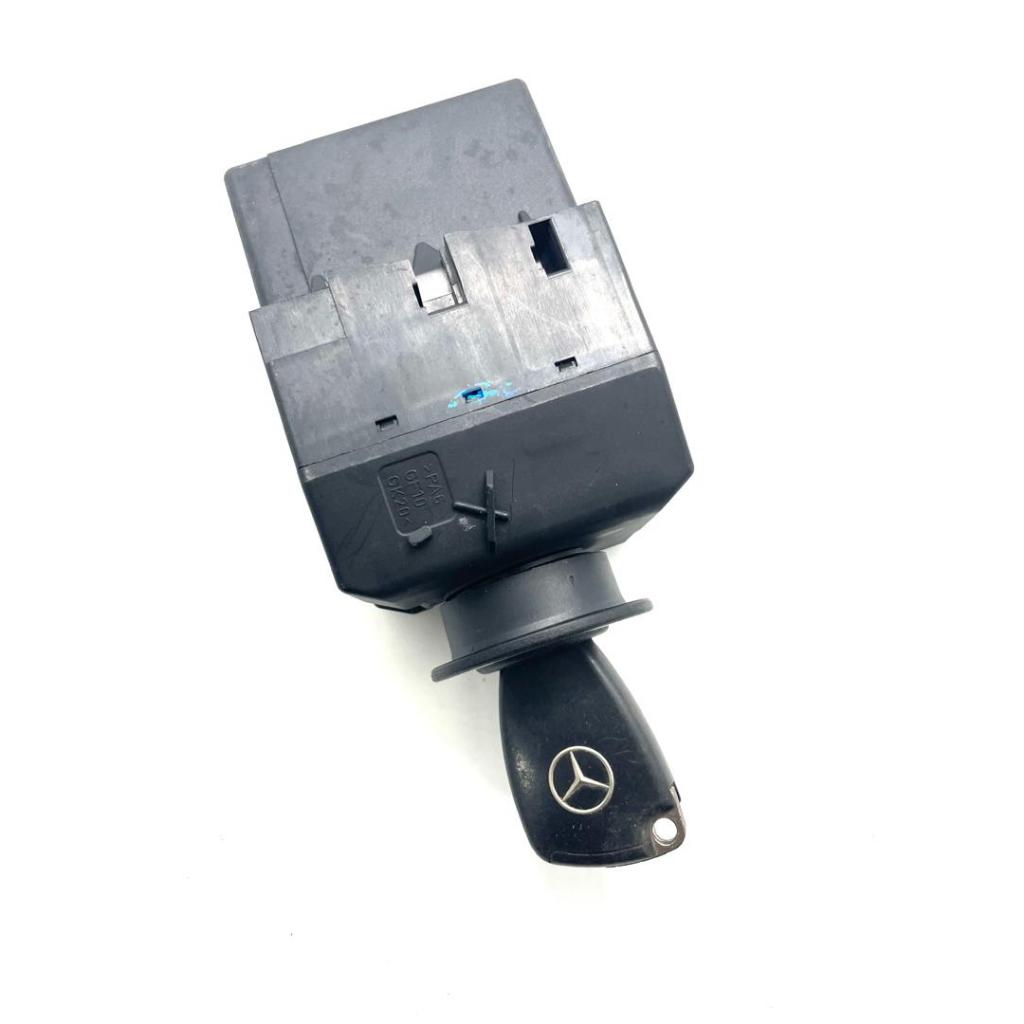 [ใช้แล้ว] Mercedes Benz W203 ระบบจุดระเบิดอิเล็กทรอนิกส์ EIS EZS 2035450508 1J35D