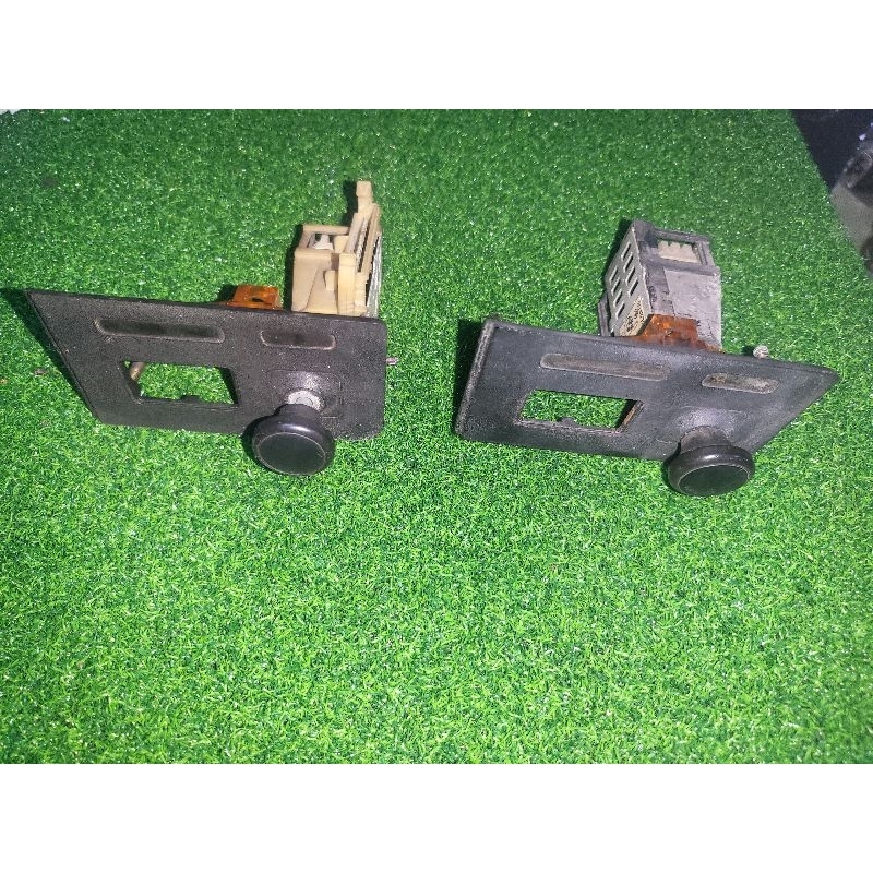 สวิตช์ไฟหน้า BMW E30