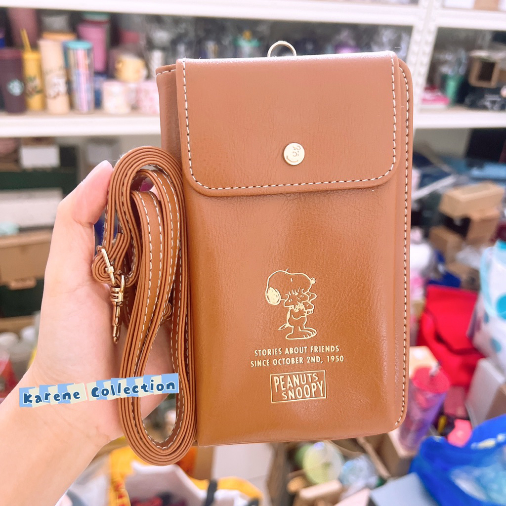 Japan Peanuts Snoopy Collaboration Collection Magazine Bag Wallet Phone Bag Japan Jang Pack