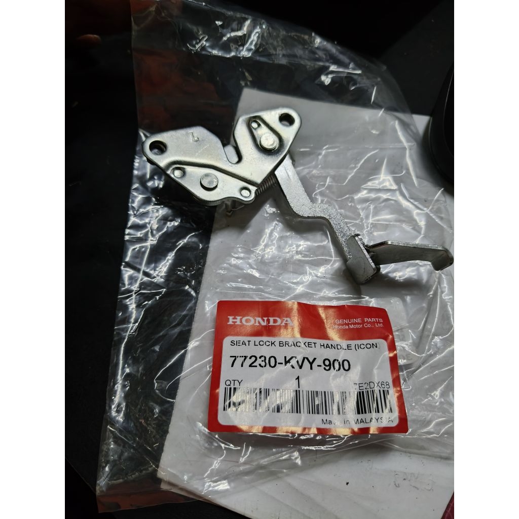 HONDA ICON SEAT LOCK CATCH CLICK ICON110 BRACKET ICON