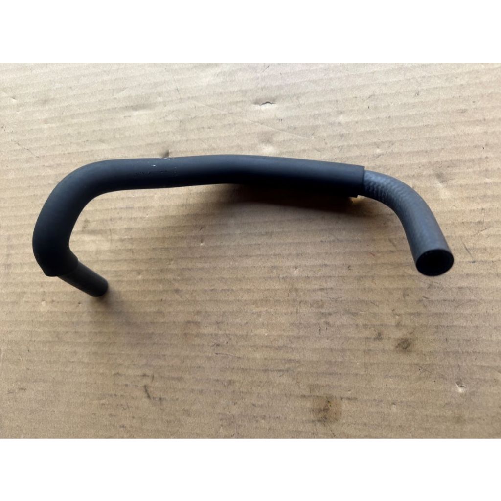 TOYOTA HIACE-LH113 LH112 LH172 ALTERNATOR ท่อน้ํามัน VACUUM