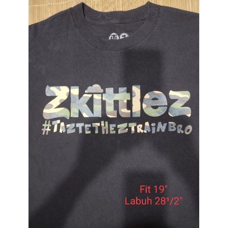 เสื้อยืด Zkittlez Sz M หรือ L ( Fit 19"/Lbh 281/2"