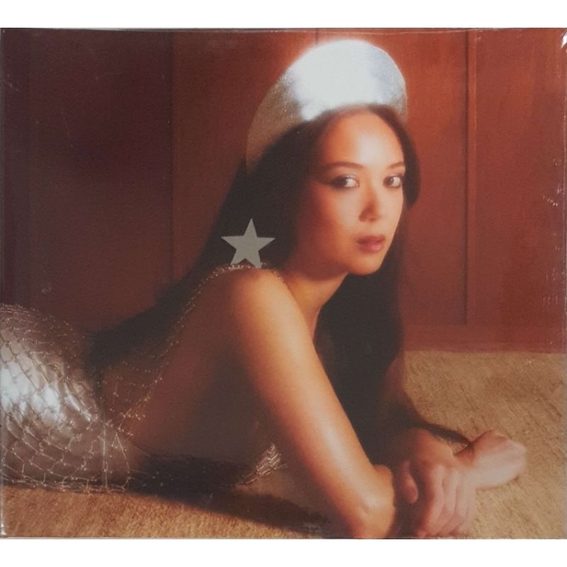 Laufey - หยัก (CD)**