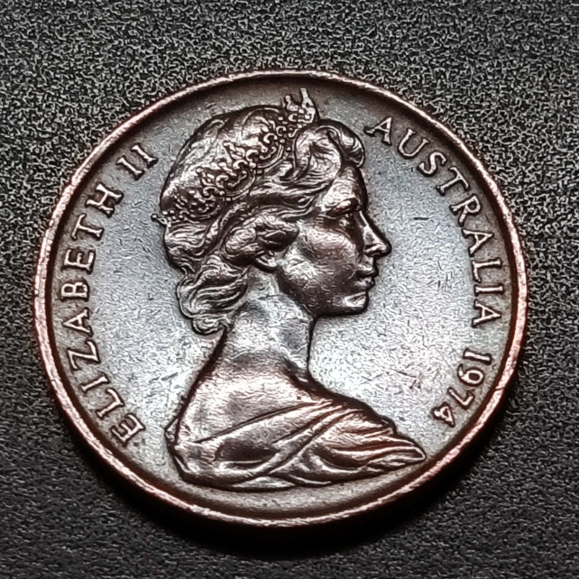 QE II Filled Lizard 2 Cent 1974