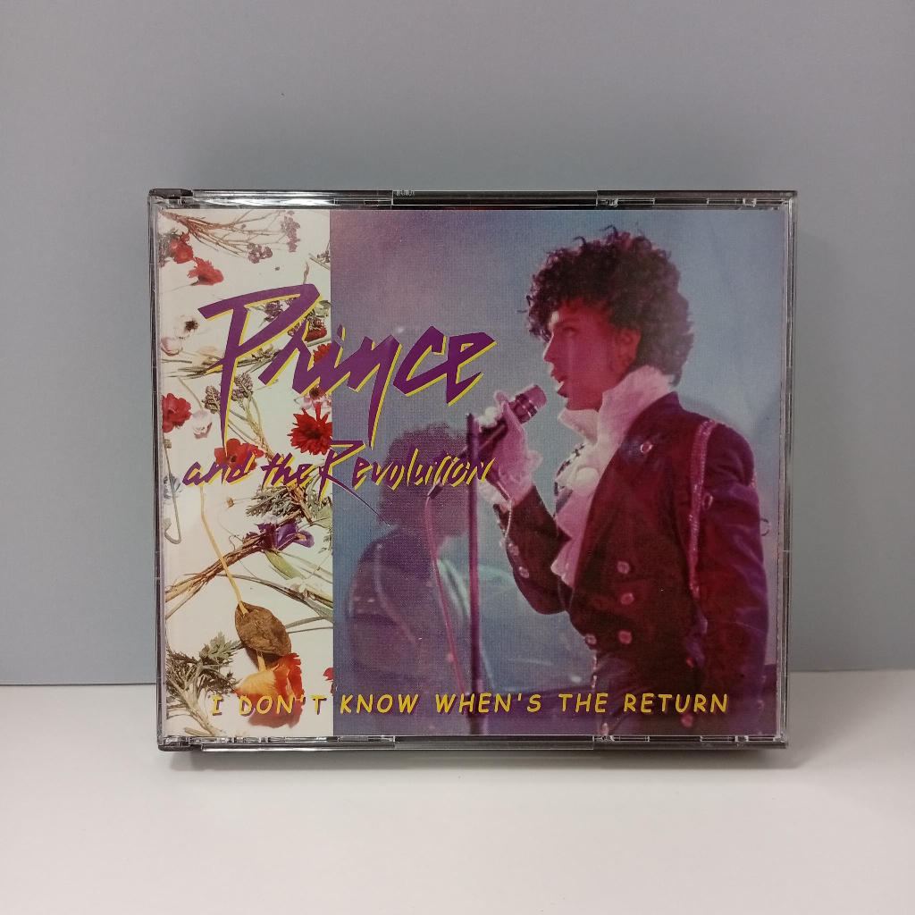 U267-83 3CD TERPAKAI [ PEINCE AND THE REVOLUTION - I DOLT KNOW WHENSES THE RETURN ] USD 3CD U267-83