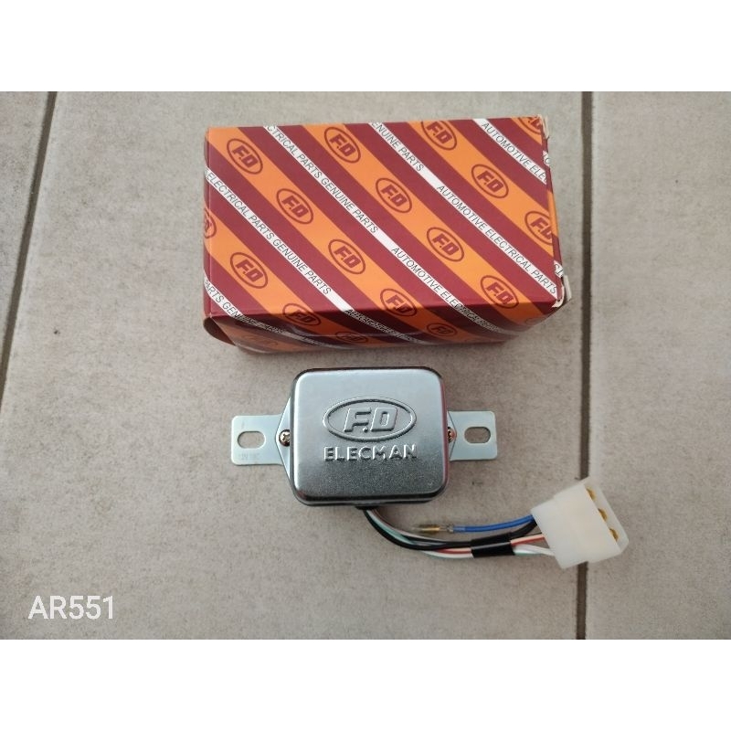 VOLTAGE REGULATOR, 12V TOYOTA MX10, 20, RT40