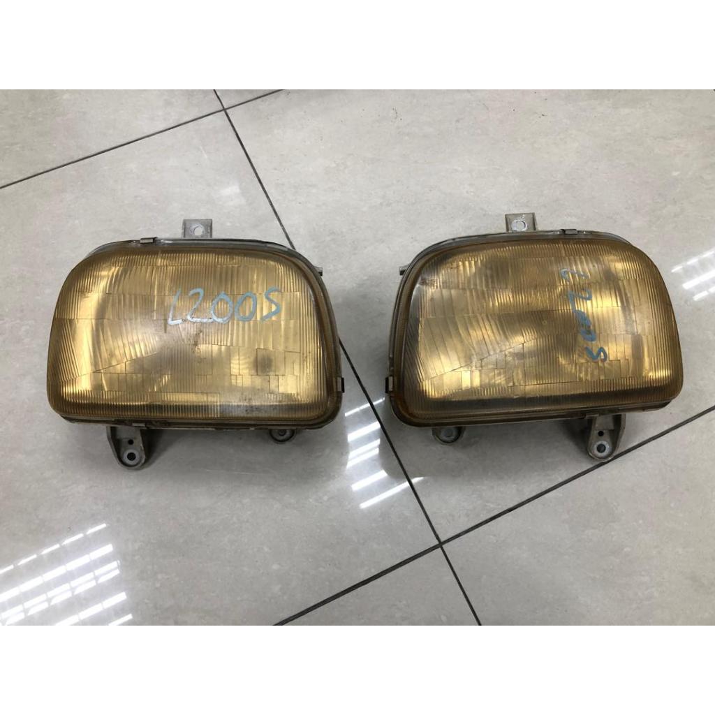 DAIHATSU L200S ไฟท้ายไฟท้ายมือสอง KOITO