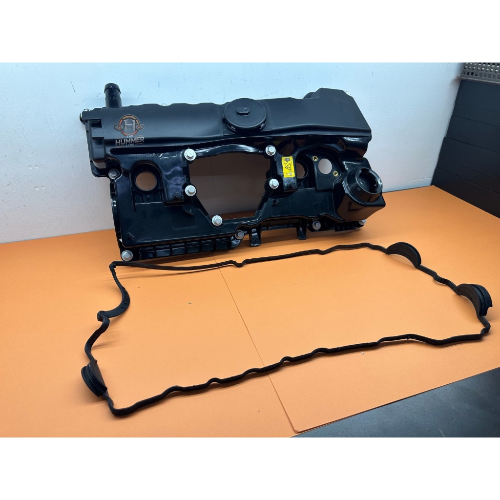 BMW 118i 120i 318i 520Li 520i X1 X3 Z4 N16N E84 E83 E85 E93 ฝาครอบวาล์ว ASSY พร้อมฝาครอบวาล์วฝาครอบ 