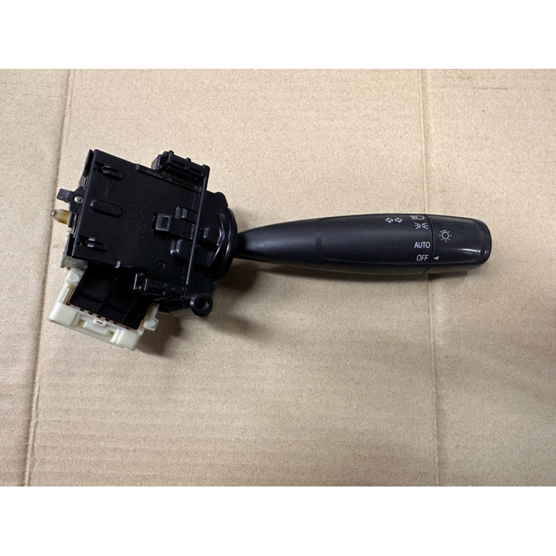 Suzuki swift zc32s 2013-2015 ปีสวิตช์โคมไฟหัว