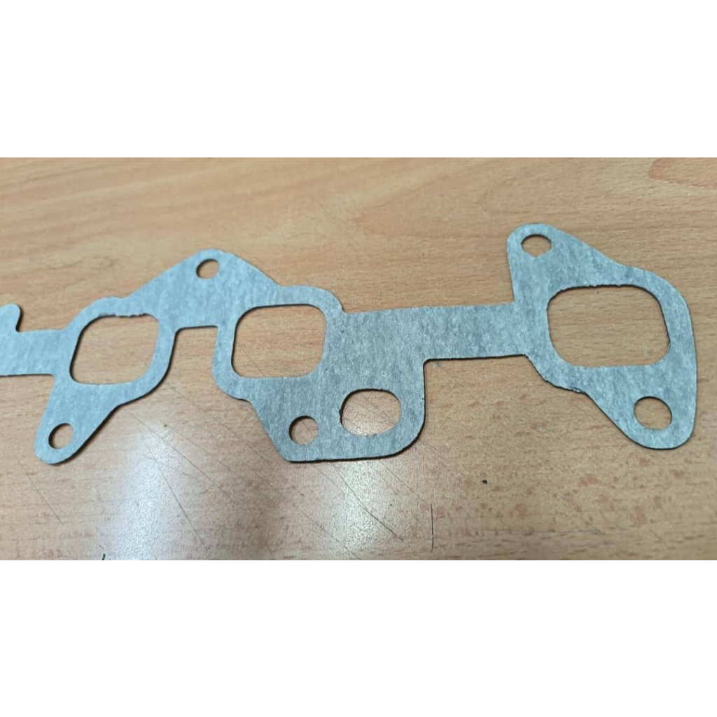 [ TOYOTA EE80 EE90 EE100 ] [ INLET MANIFOLD GASKET ]