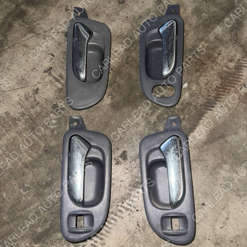 มือจับประตูด้านใน Honda Odyssey RA6 RA8 นําเข้าจากประเทศญี่ปุ่นใช้แล้ว