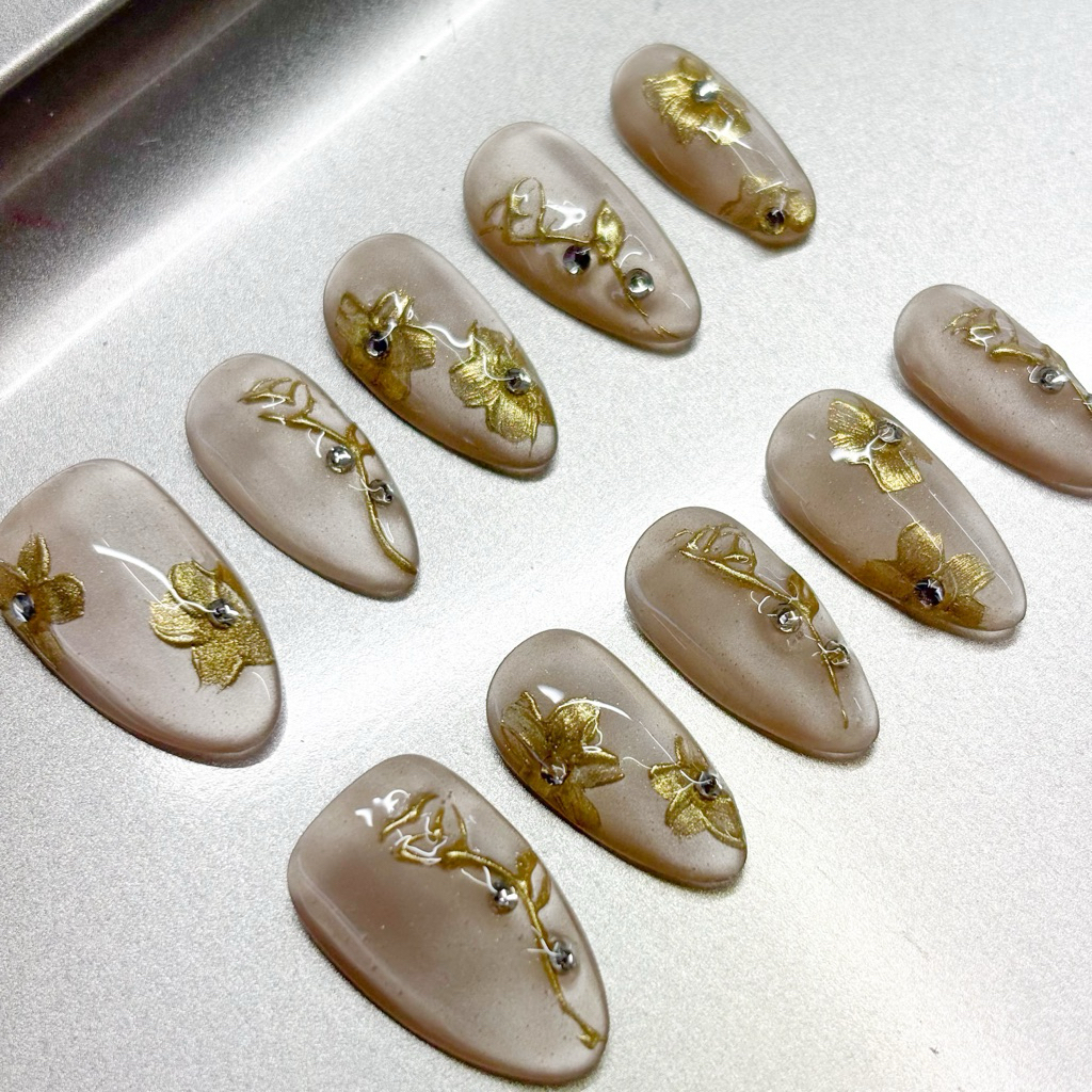 Rebellle Handmade Press-On Nails (Submissive Collection)