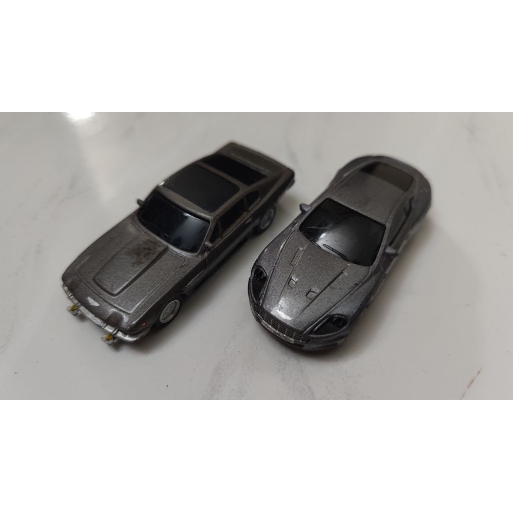 แคปซูลญี่ปุ่น ucc wanda bmw z8 Aston Martin db5 007 James bond