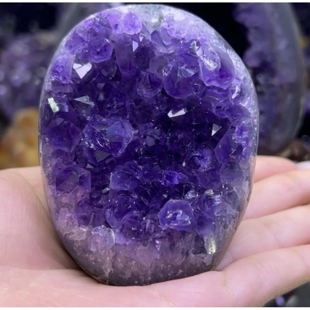 Z59 Emperor Amethyst Town Money Bag คริสตัลคลัสเตอร์ คริสตัลธรรมชาติ 100% คริสตัลธรรมชาติ ฐานฟรี