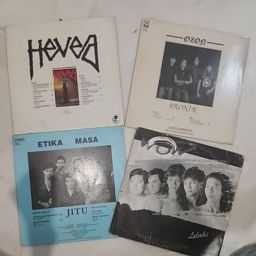 Piring Hitam Rock Melayu -HEVEA /WoW / OZON / JITU