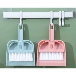 เครื่องมือทําความสะอาด HAMSTER MINI BROOM SMALL ANIMAL BEDDING CLEANER