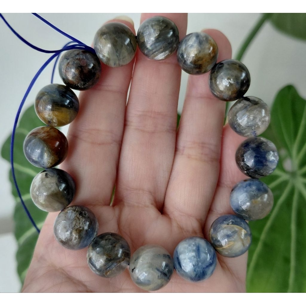 สร้อยข้อมือ Kyanite/Black Kyanite ธรรมชาติบริสุทธิ์ดั้งเดิมสีดําคริสตัล