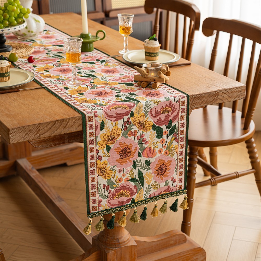 Jacquard Table Runner With Tassels - Cottage Garden (ชมพู/เหลือง)